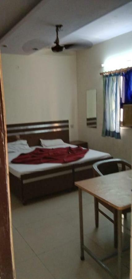 Hotel S P نيودلهي المظهر الخارجي الصورة