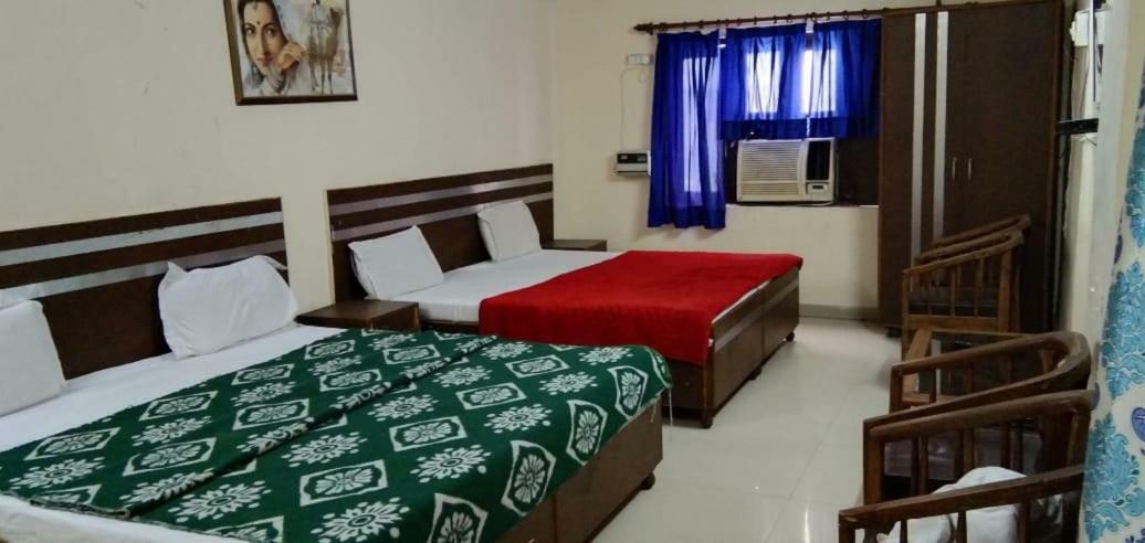 Hotel S P نيودلهي المظهر الخارجي الصورة
